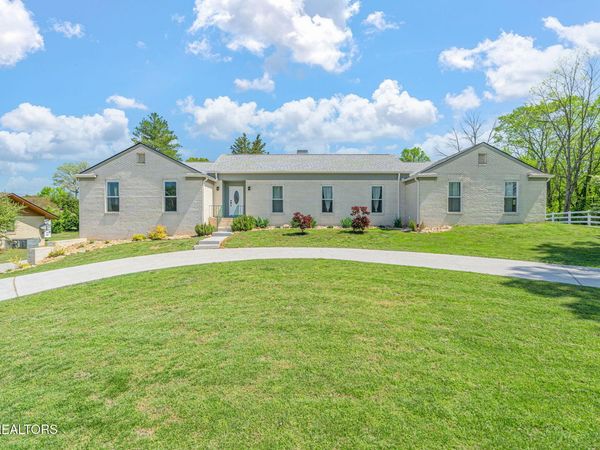 1940 River Shores Drive, Knoxville, TN 37914