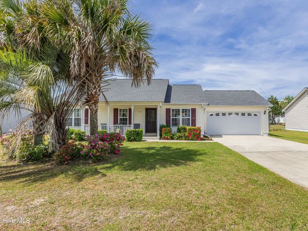 549 Cedar Ridge Street, Shallotte, NC 28470