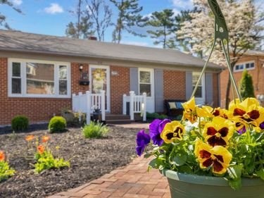 918 WASHINGTON AVE, WAYNESBORO, VA 22980