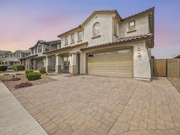 16076 W SOFT WIND Drive, Surprise, AZ 85387