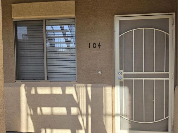 537 S DELAWARE Drive, Unit 104, Apache Junction, AZ 85120