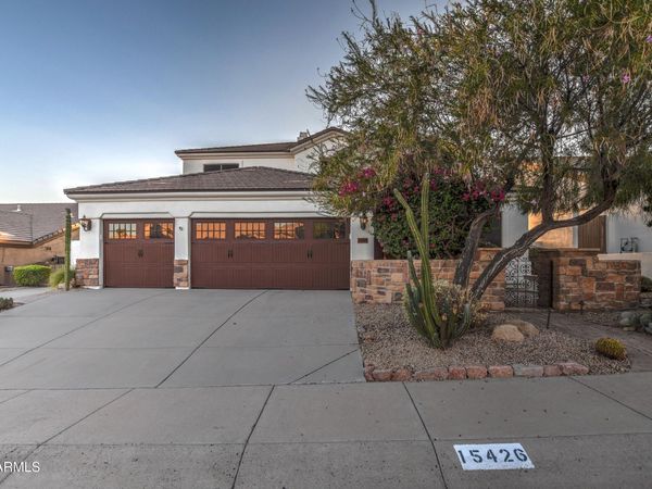 15426 S 4TH Avenue, Phoenix, AZ 85045