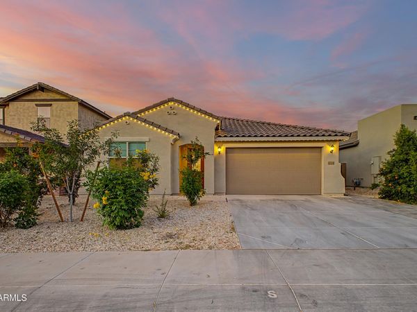 4314 W SEBASTIAN Lane, San Tan Valley, AZ 85144
