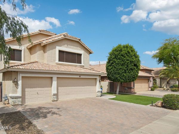 704 E WINDSOR Drive, Gilbert, AZ 85296