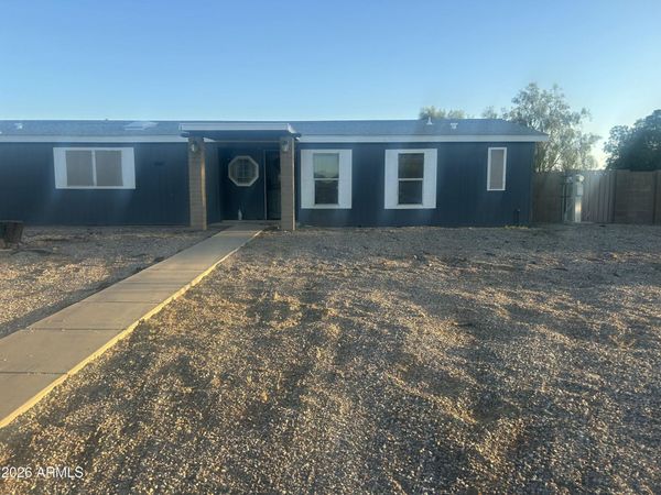 41300 N RABBIT BRUSH Trail, San Tan Valley, AZ 85140