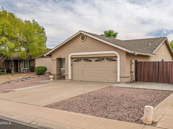 5625 W SUNNYSIDE Drive, Glendale, AZ 85304