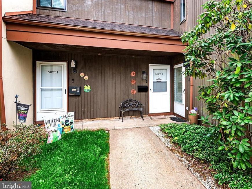 5025 S Convent Lane , Unit J, Philadelphia, PA 19114 Main Photo