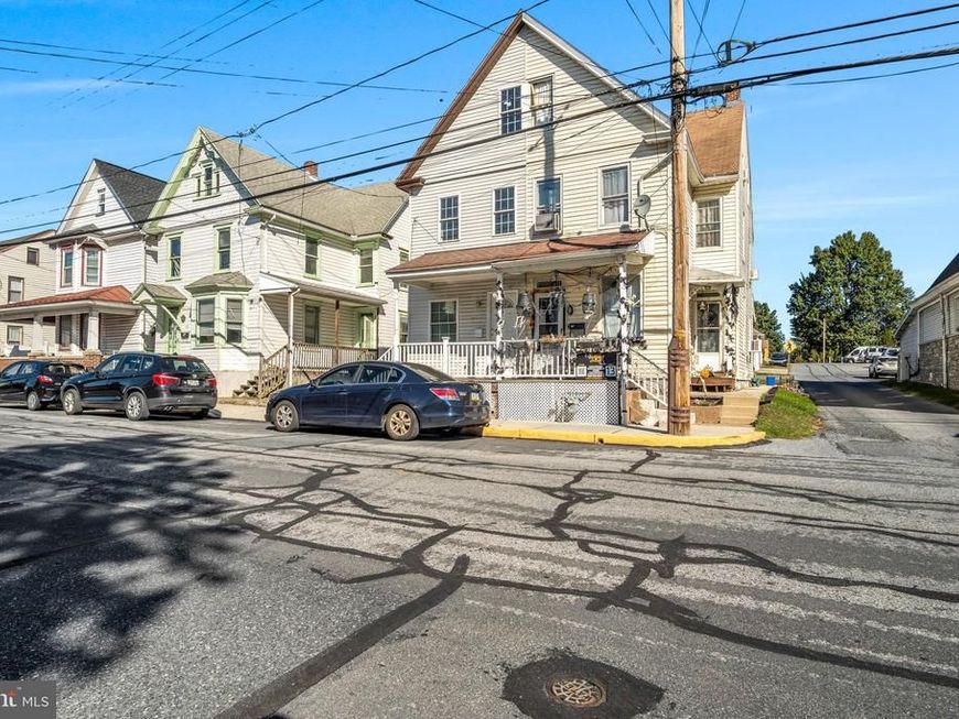 125 E Emaus Street , Middletown, PA 17057 Main Photo