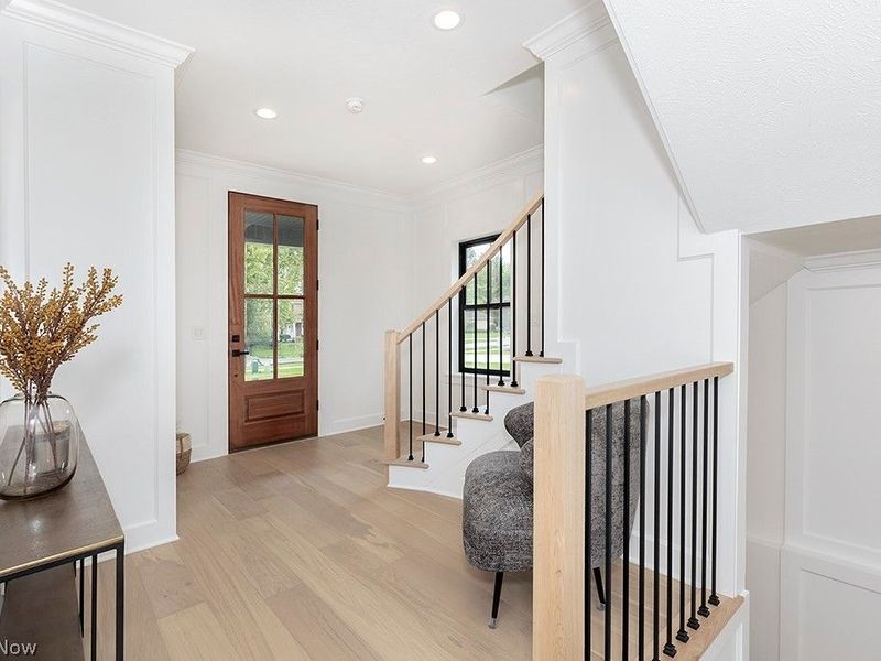 514 Kenilworth Road, Bay Village, OH 44140 Photo 2