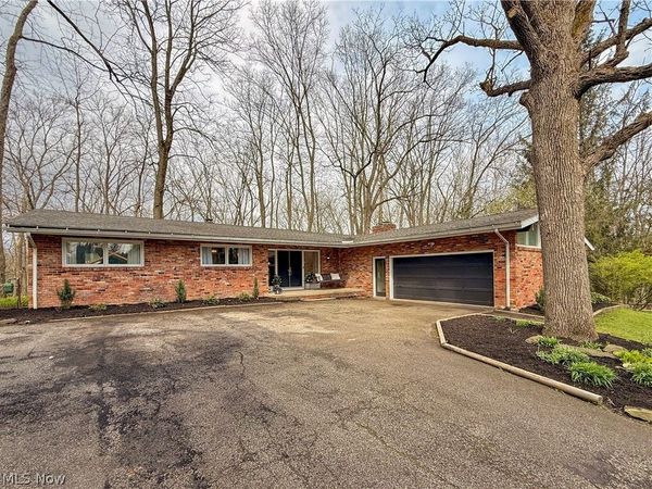 3169 Hilltop Point Circle , Medina, OH 44256