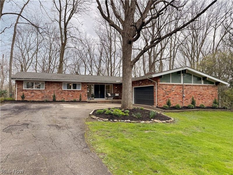 3169 Hilltop Point Circle, Medina, OH 44256 Photo 2