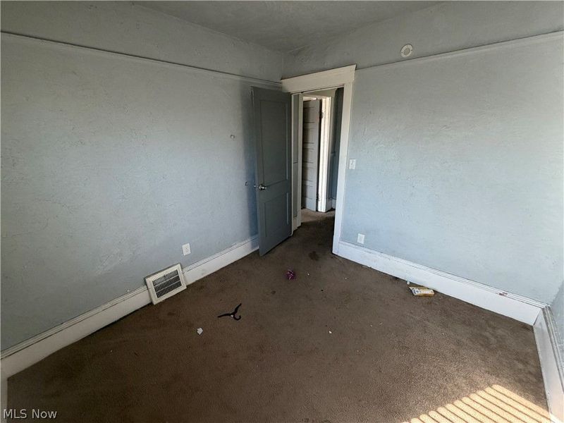 3569 Independence Road, Cleveland, OH 44105 Photo 15