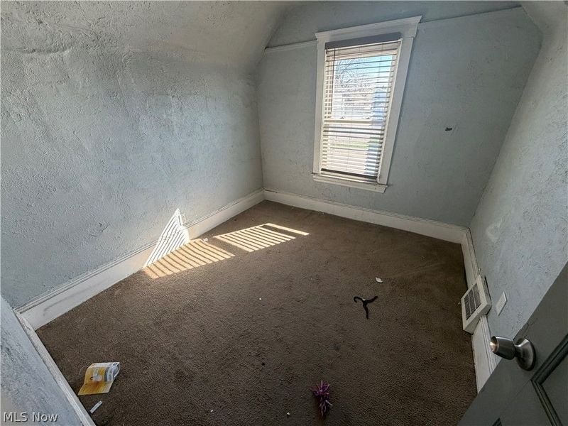 3569 Independence Road, Cleveland, OH 44105 Photo 16