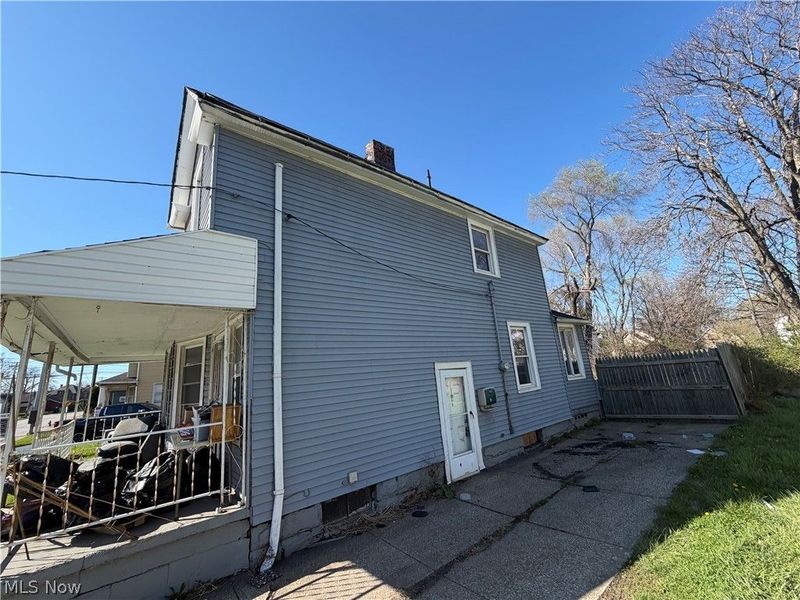 3569 Independence Road, Cleveland, OH 44105 Photo 5