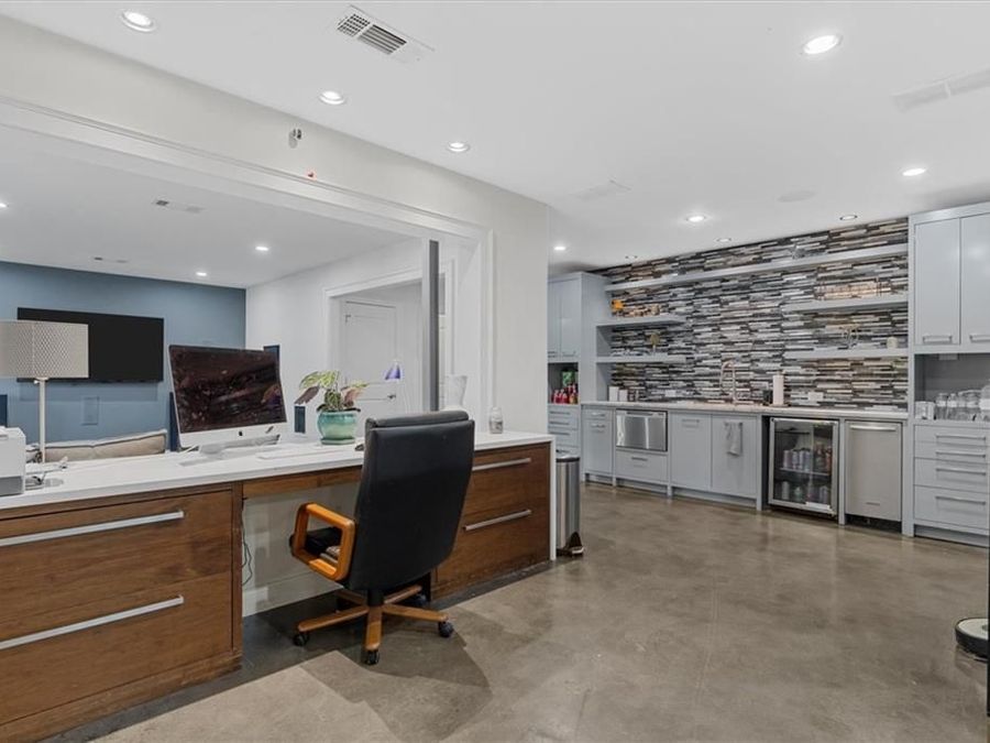 Property Image 76