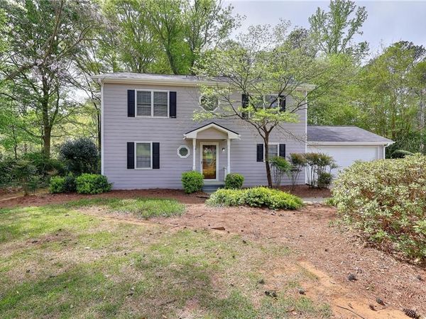 1124 Ironwood Drive, Grayson, GA 30017