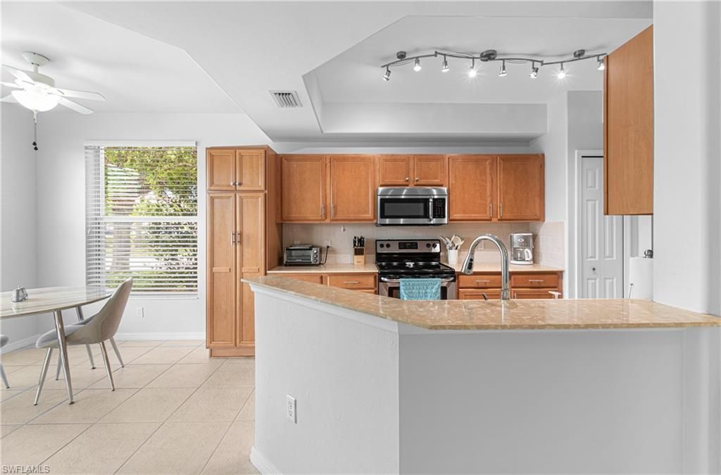 11651 Marino Ct, Unit 602, Fort Myers, FL 33908 Photo