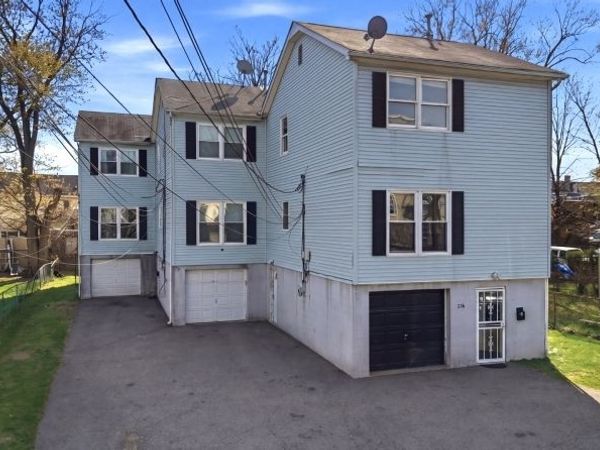 216 New St, Orange, NJ 07050