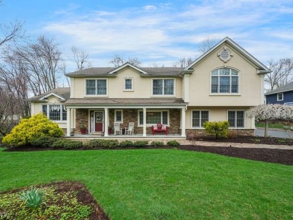 4 Salter Dr, Montville, NJ 07045