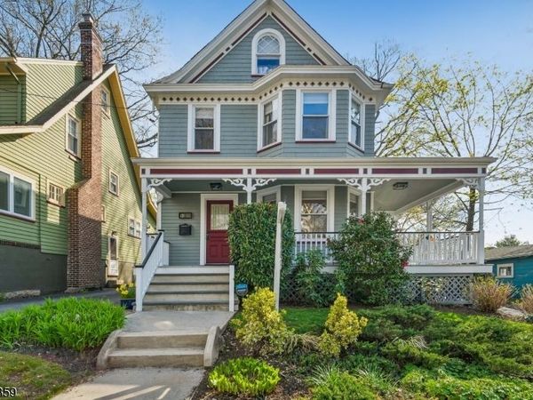 110 Sherman Pl, Maplewood, NJ 07040