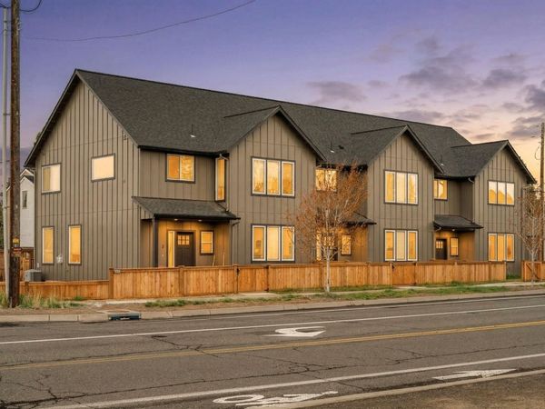 61379 Brosterhous Road, Bend, OR 97702