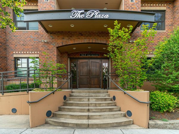 363 SW Bluff Drive, UNIT 203, Bend, OR 97702