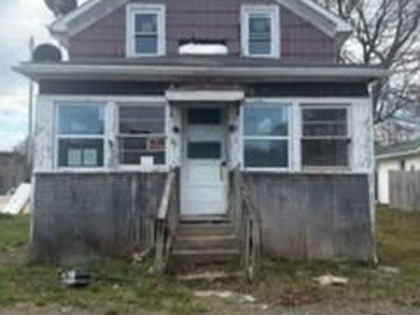 26 Water Street, Hoosick Falls, NY 12090