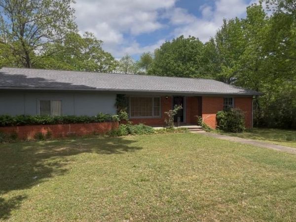 404 Wilkins Avenue, Jonesboro, AR 72401