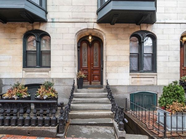 35 Hancock St., Unit 4, Boston, MA 02114
