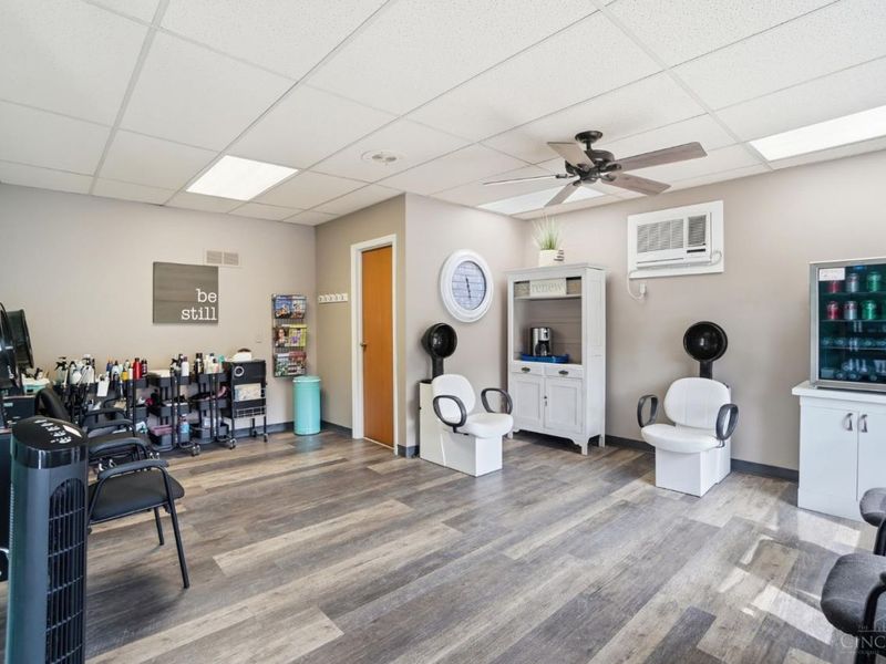 8741 Reading Road, Reading, OH 45215 Photo 14