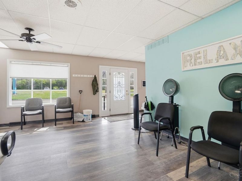 8741 Reading Road, Reading, OH 45215 Photo 16