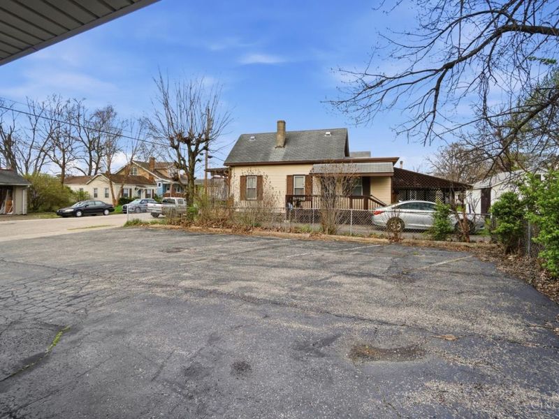 8741 Reading Road, Reading, OH 45215 Photo 23