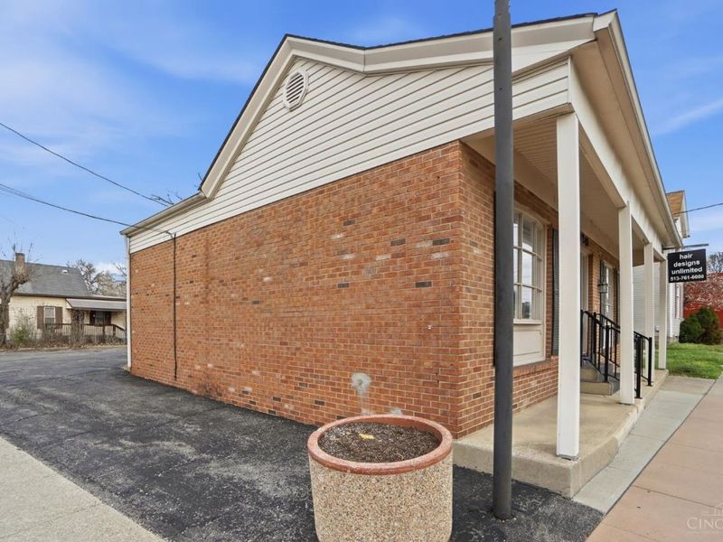 8741 Reading Road, Reading, OH 45215 Photo 4