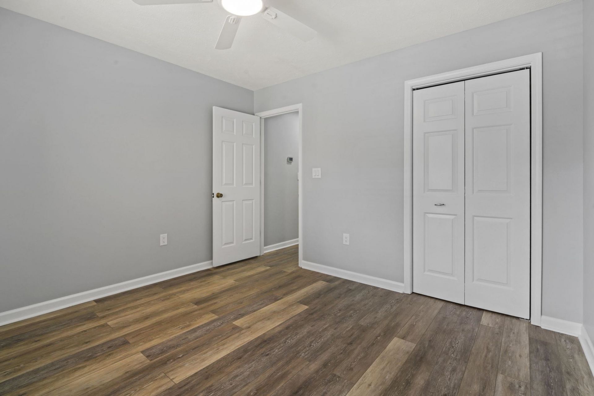 4274 Pinehurst Circle Photo 18