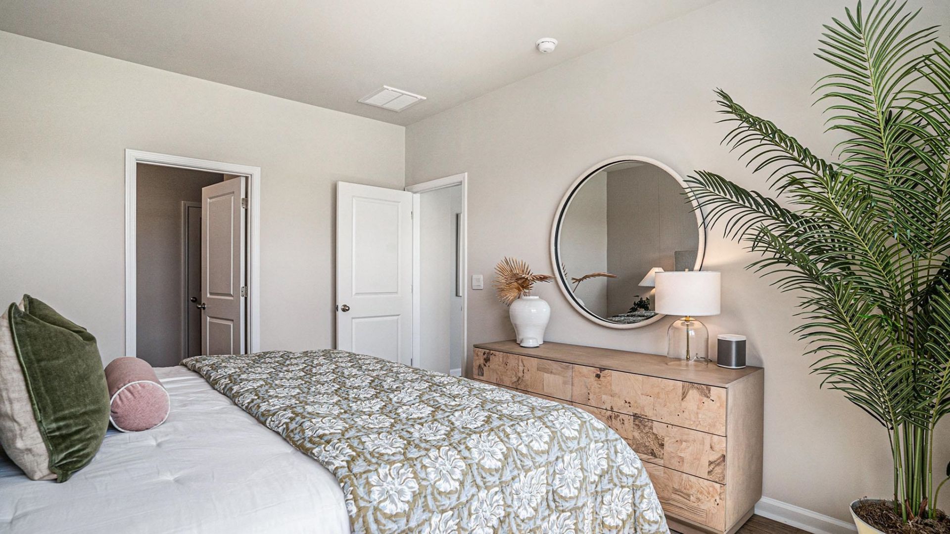 2710 Riverboat Way Photo 15