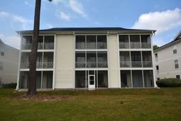 650 River Oaks Dr. photo 4