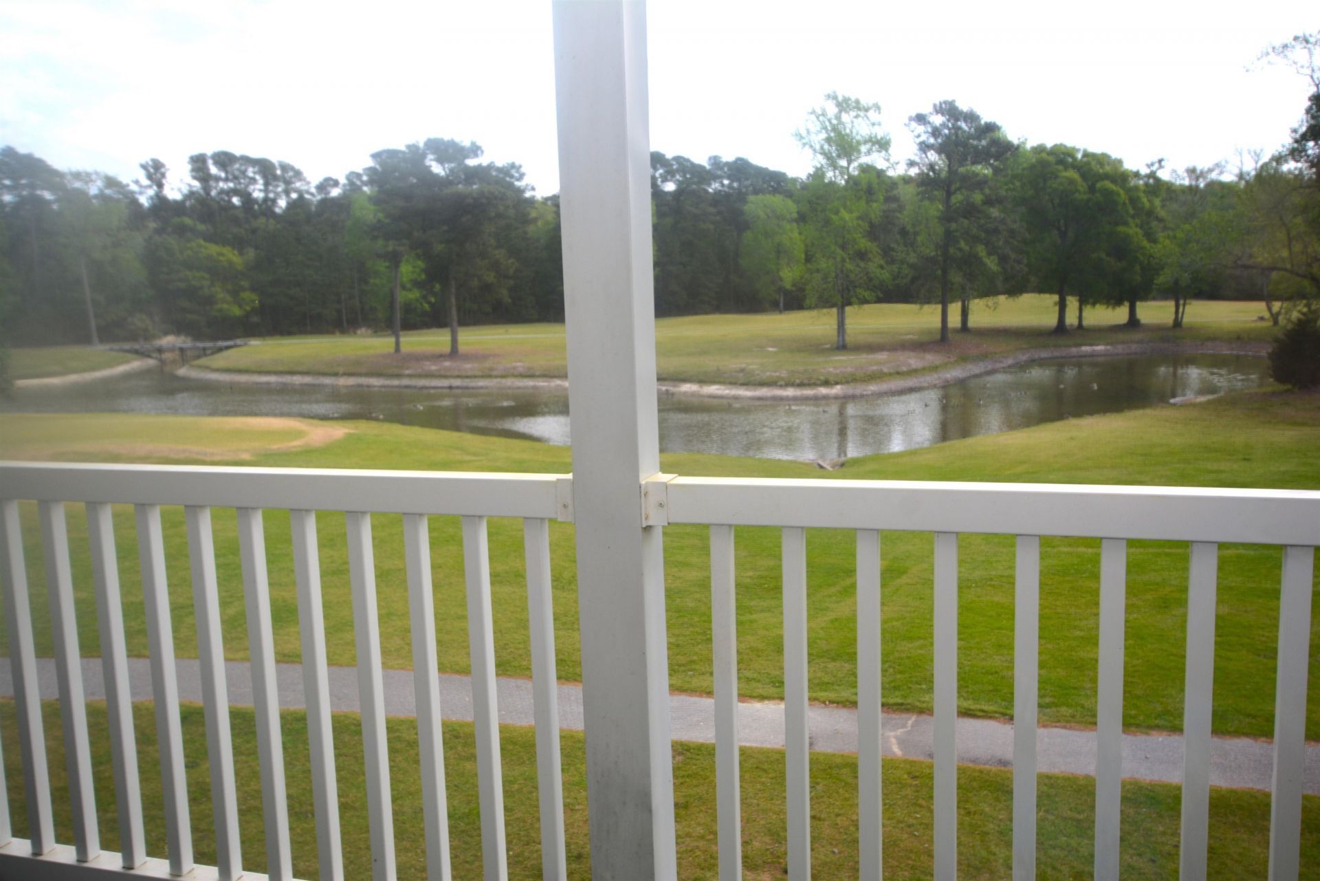 650 River Oaks Dr. Photo 22