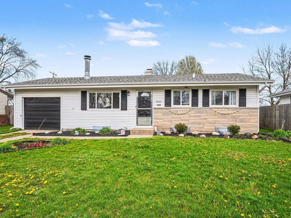 4933 Bloomfield Place, South Bend, IN 46619