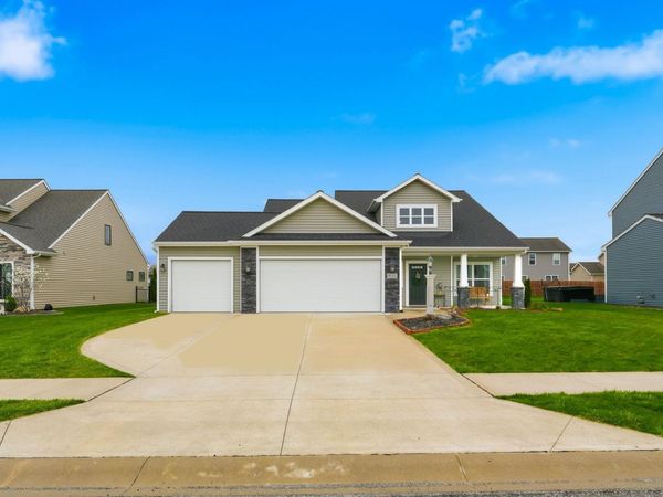 9521 Belinni Lane, Fort Wayne, IN 46818