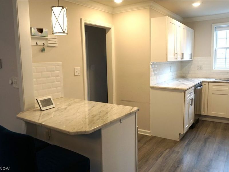 3710 Strandhill Road, Shaker Heights, OH 44122 Photo 5