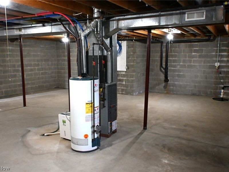 715 6th Street NE, Canton, OH 44704 Photo 16