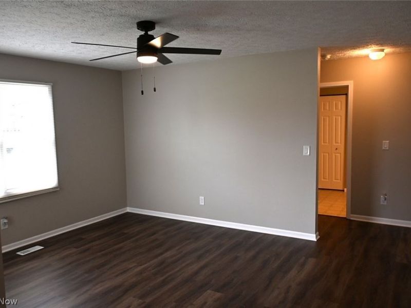 715 6th Street NE, Canton, OH 44704 Photo 8