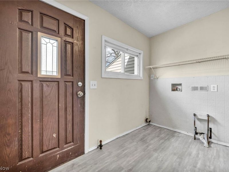 2727 Mcelwain Road, Akron, OH 44312 Photo 27