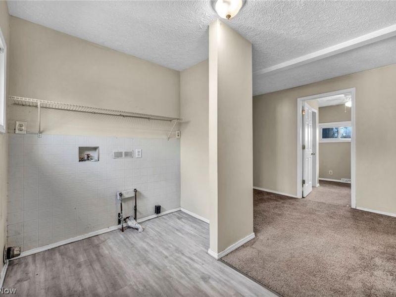 2727 Mcelwain Road, Akron, OH 44312 Photo 28