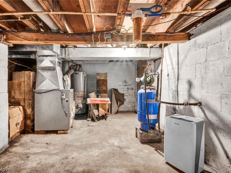 2727 Mcelwain Road, Akron, OH 44312 Photo 29