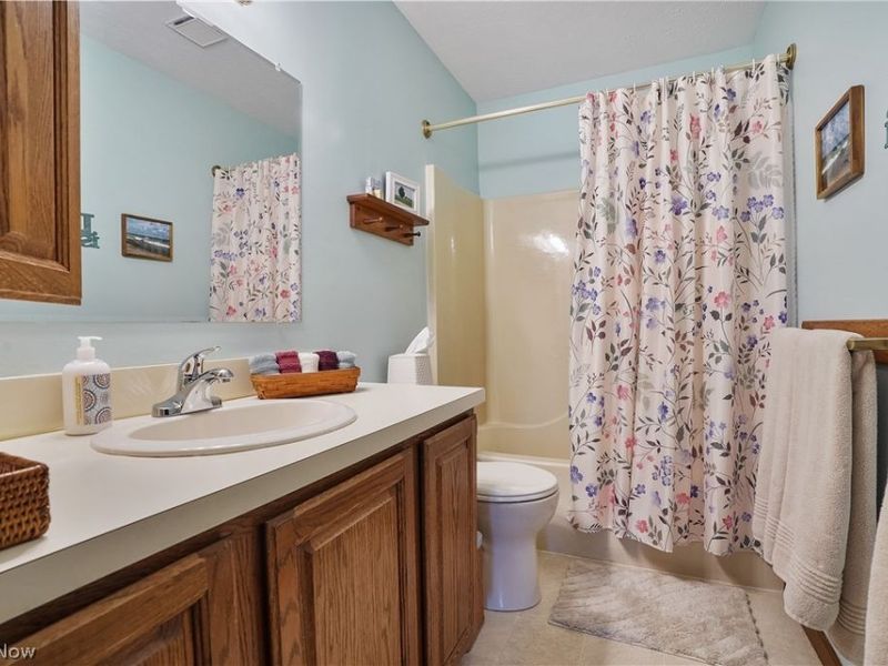 9143 Matthew Court, Mentor, OH 44060 Photo 5