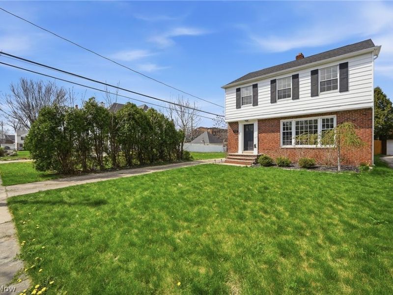 3722 Lindholm Road, Shaker Heights, OH 44120 Photo 2