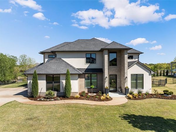 21682 N Sawtooth Circle, Edmond, OK 73012