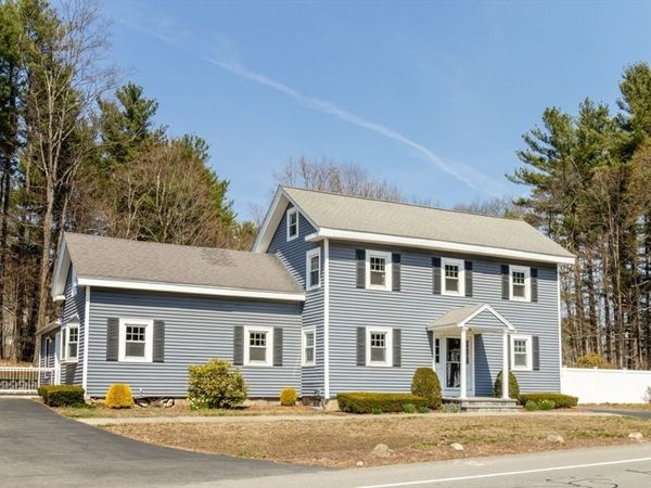 124 Bedford St, Burlington, MA 01803