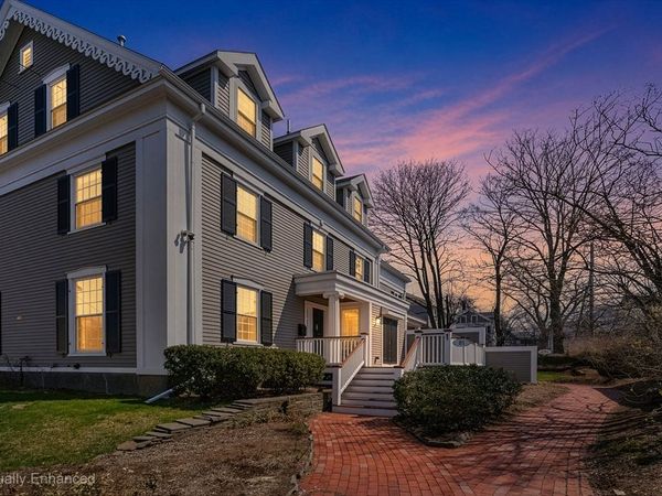 81 Forest St, Unit 81, Medford, MA 02155